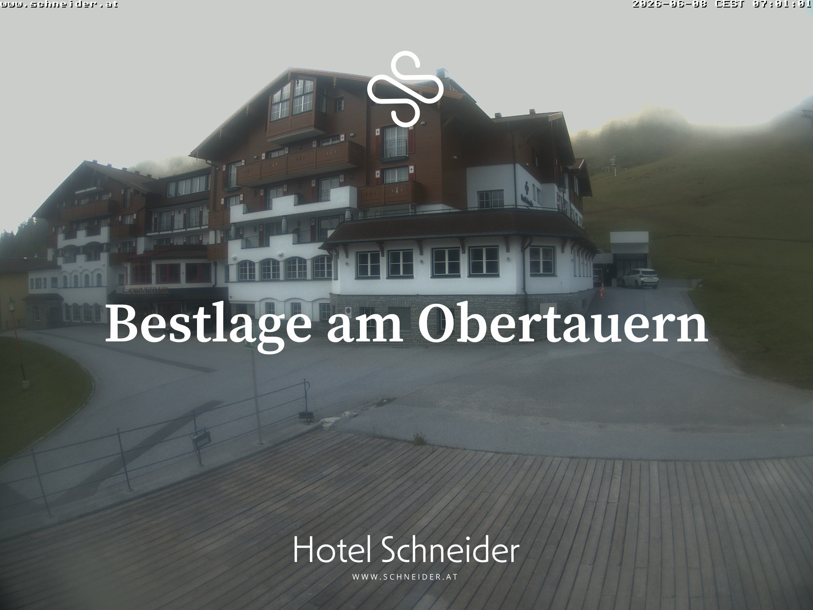 Archiv Foto Webcam Obertauern: Blick aufs Hotel Schneider