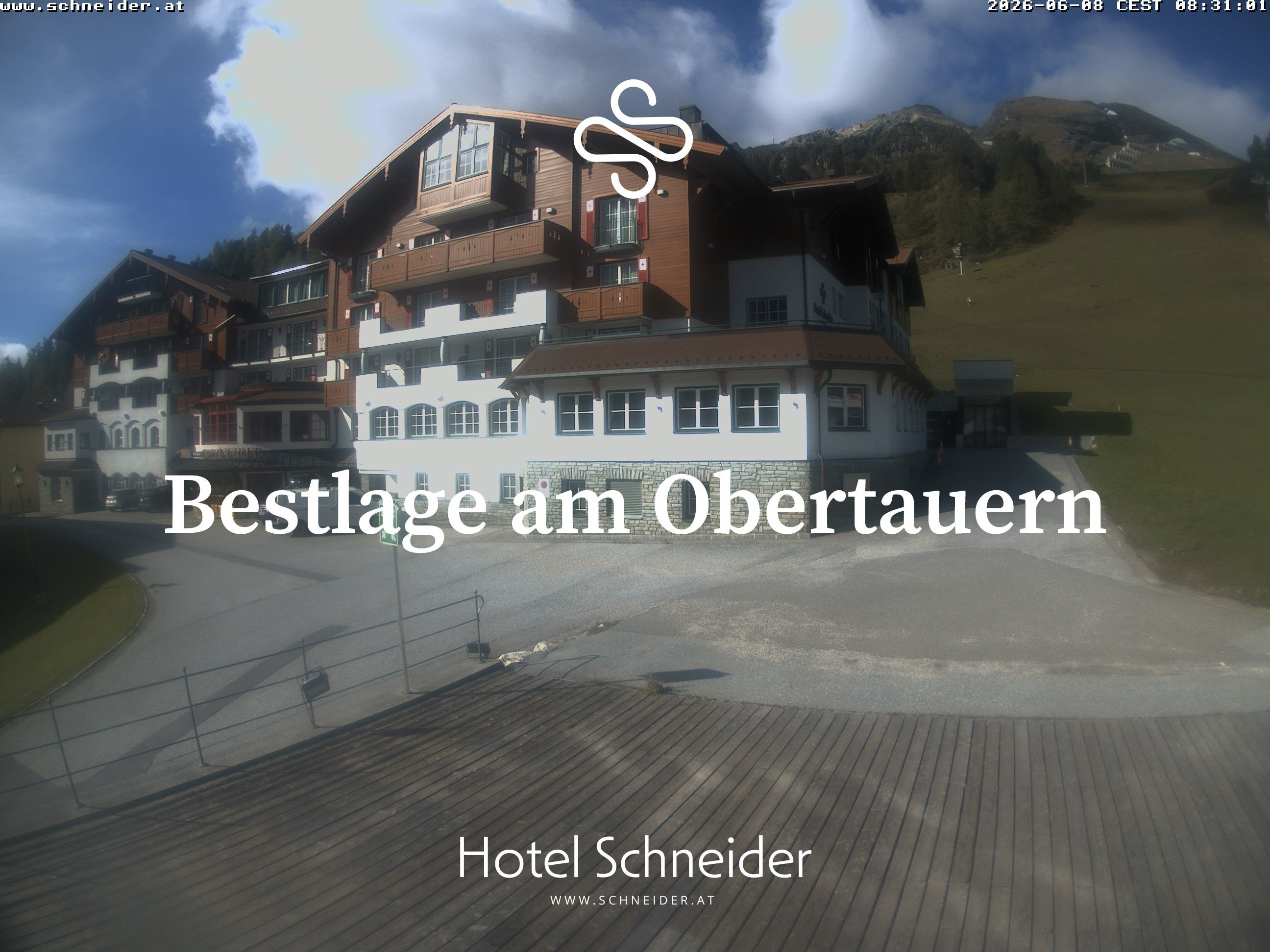 Archiv Foto Webcam Obertauern: Blick aufs Hotel Schneider