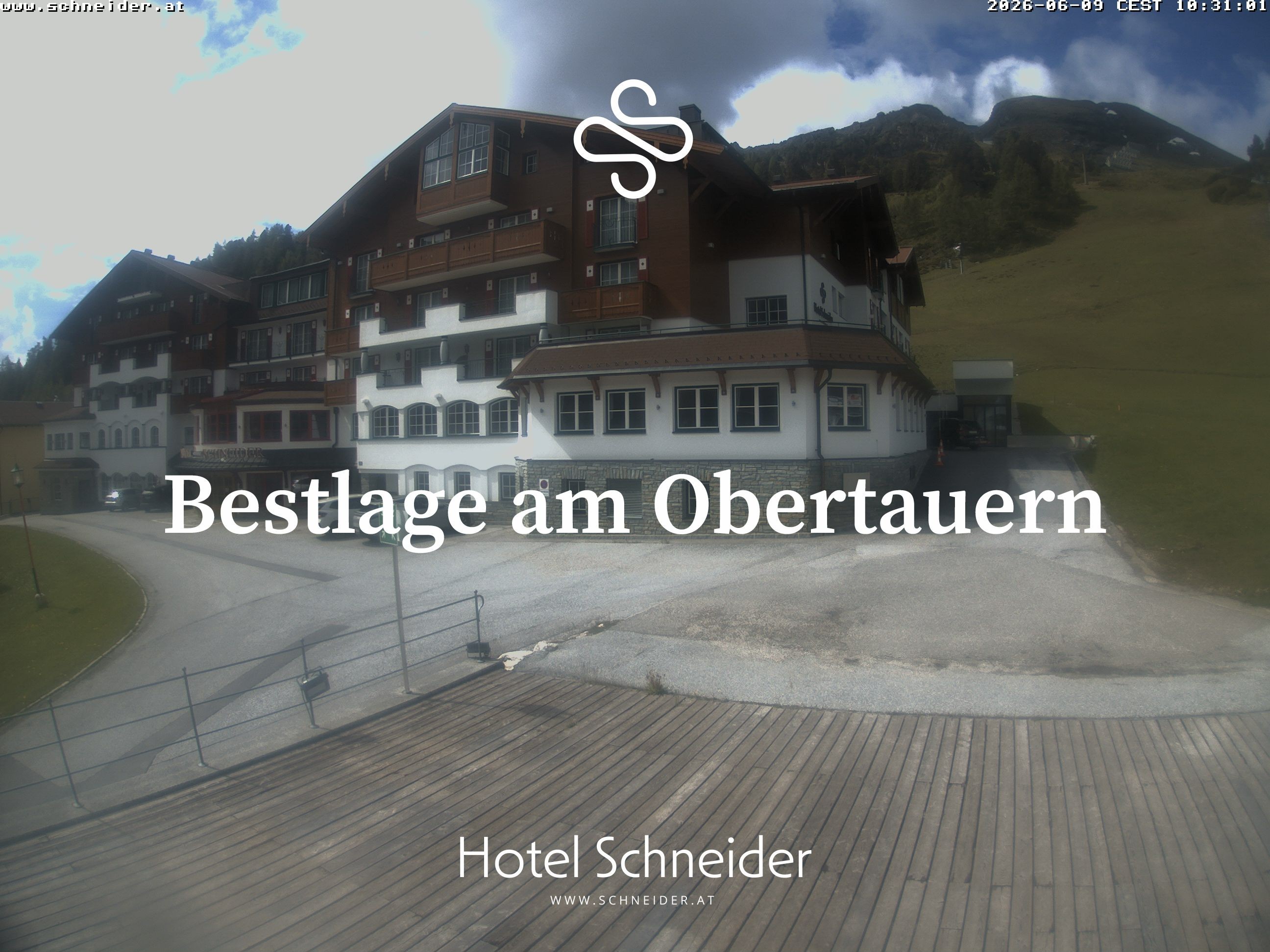 Archiv Foto Webcam Obertauern: Blick aufs Hotel Schneider