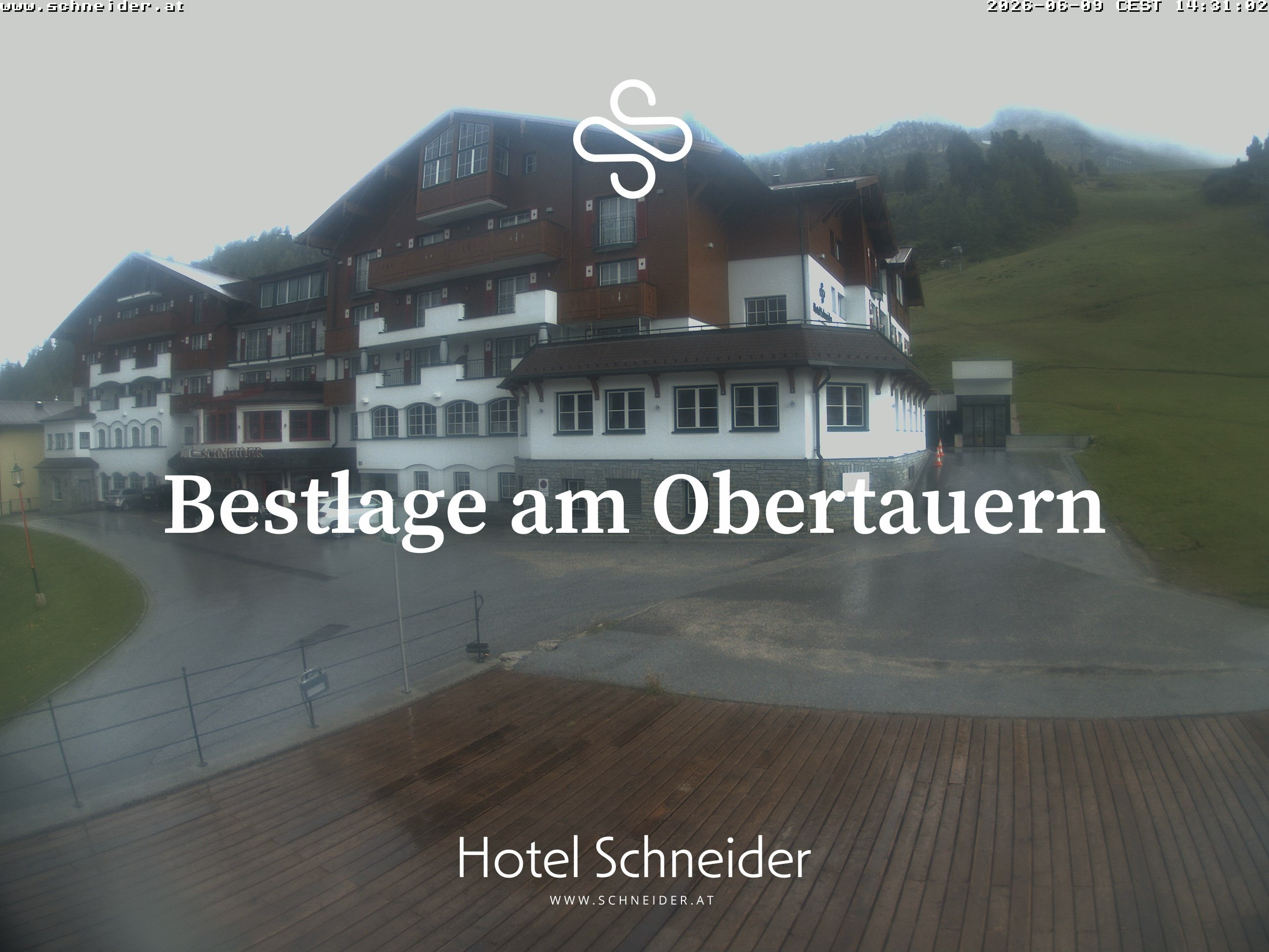 Archiv Foto Webcam Obertauern: Blick aufs Hotel Schneider