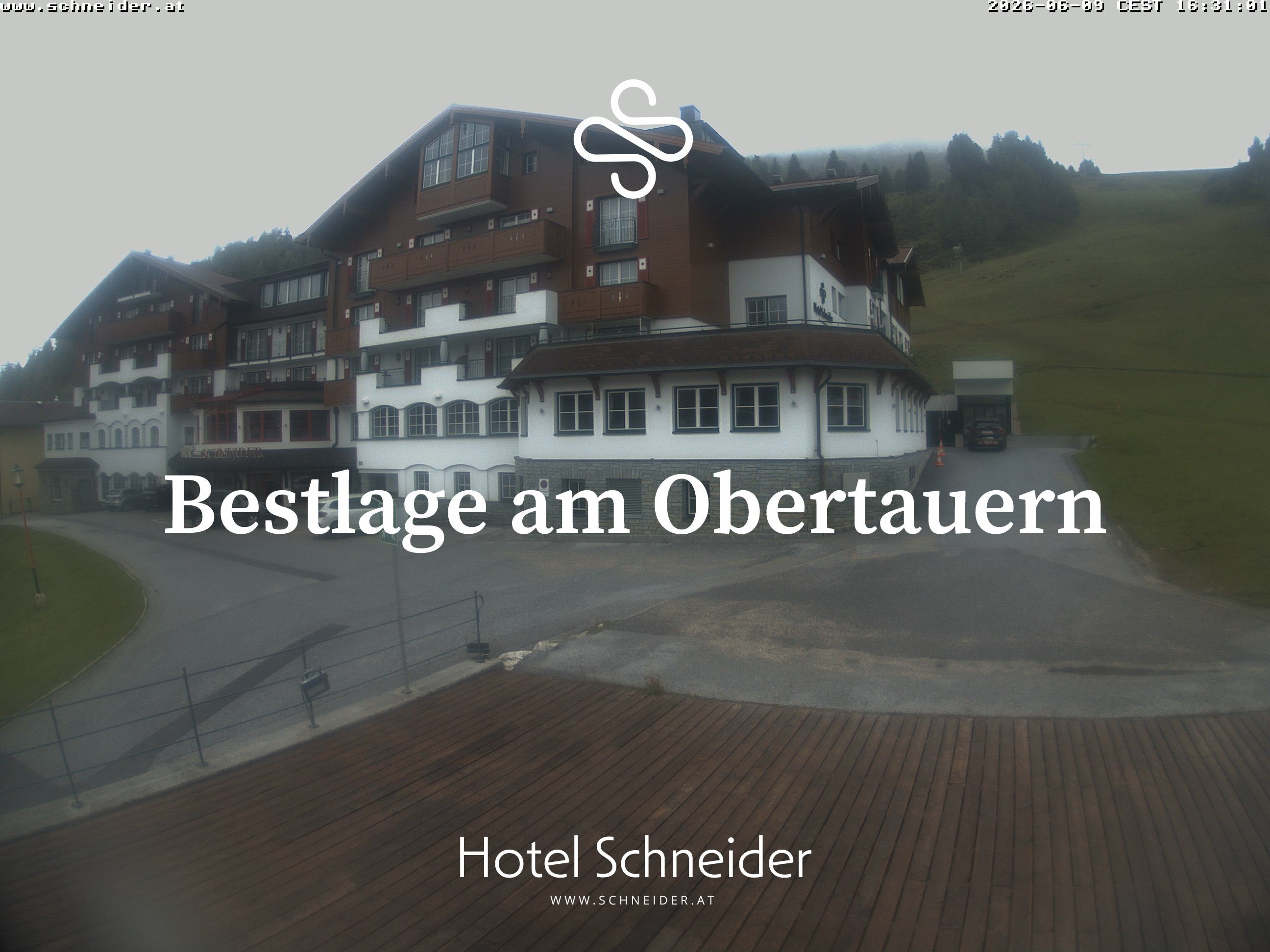 Archiv Foto Webcam Obertauern: Blick aufs Hotel Schneider