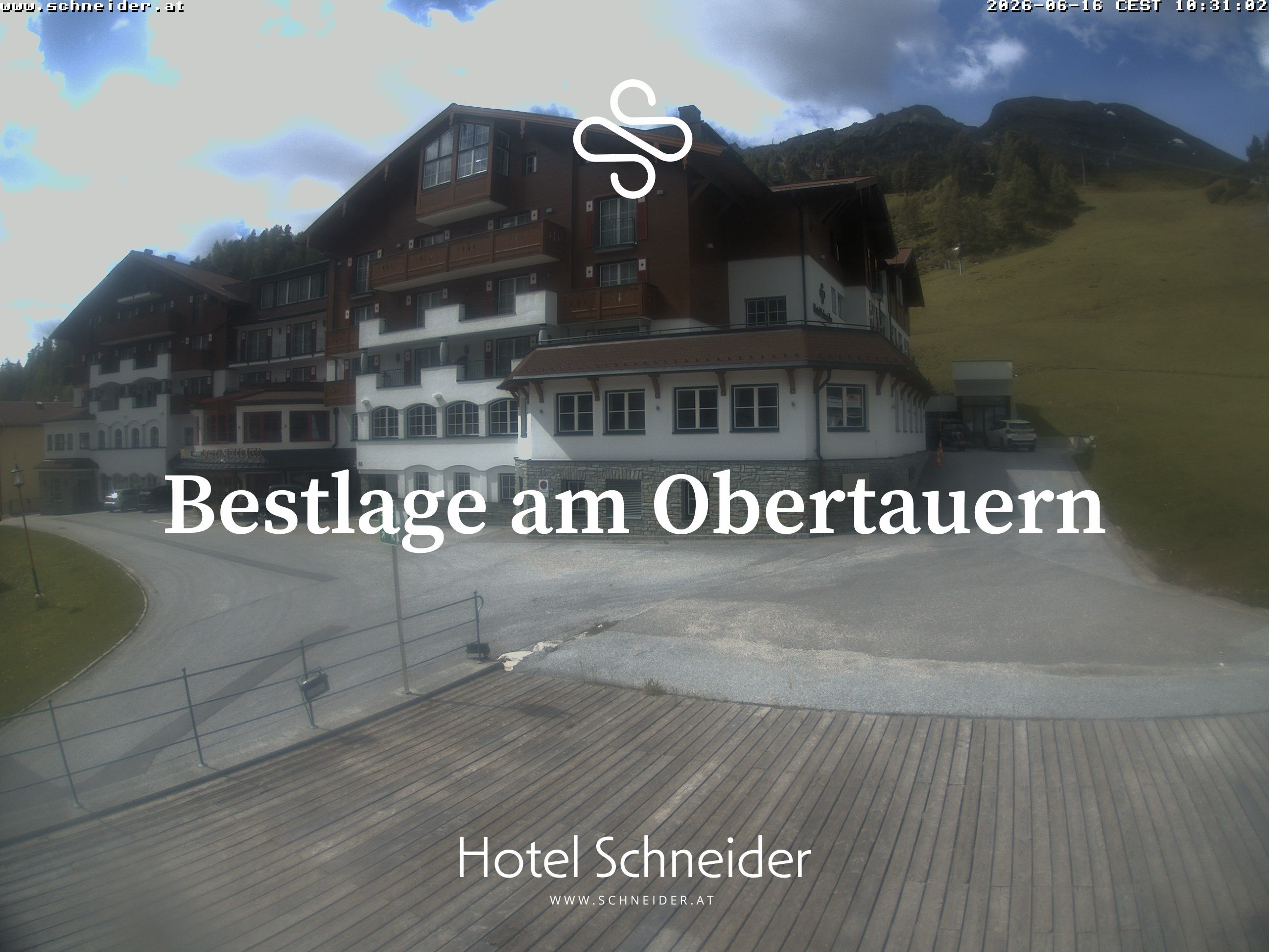 Archiv Foto Webcam Obertauern: Blick aufs Hotel Schneider