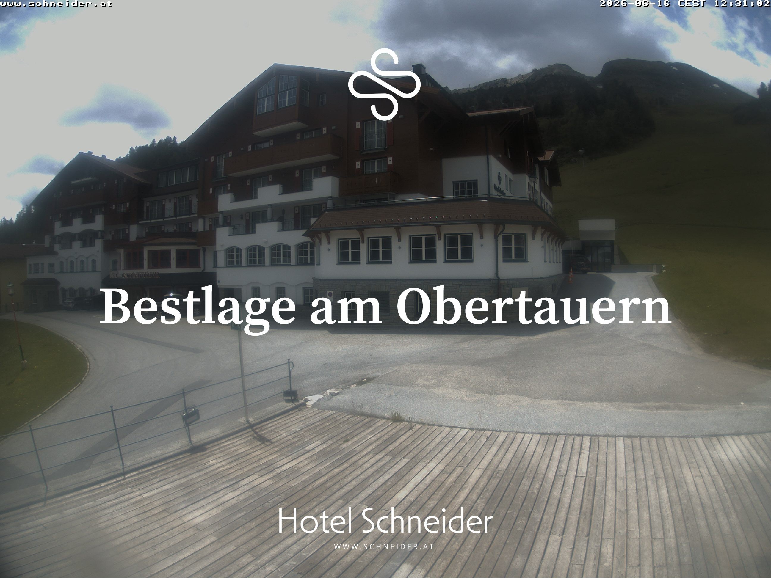 Archiv Foto Webcam Obertauern: Blick aufs Hotel Schneider