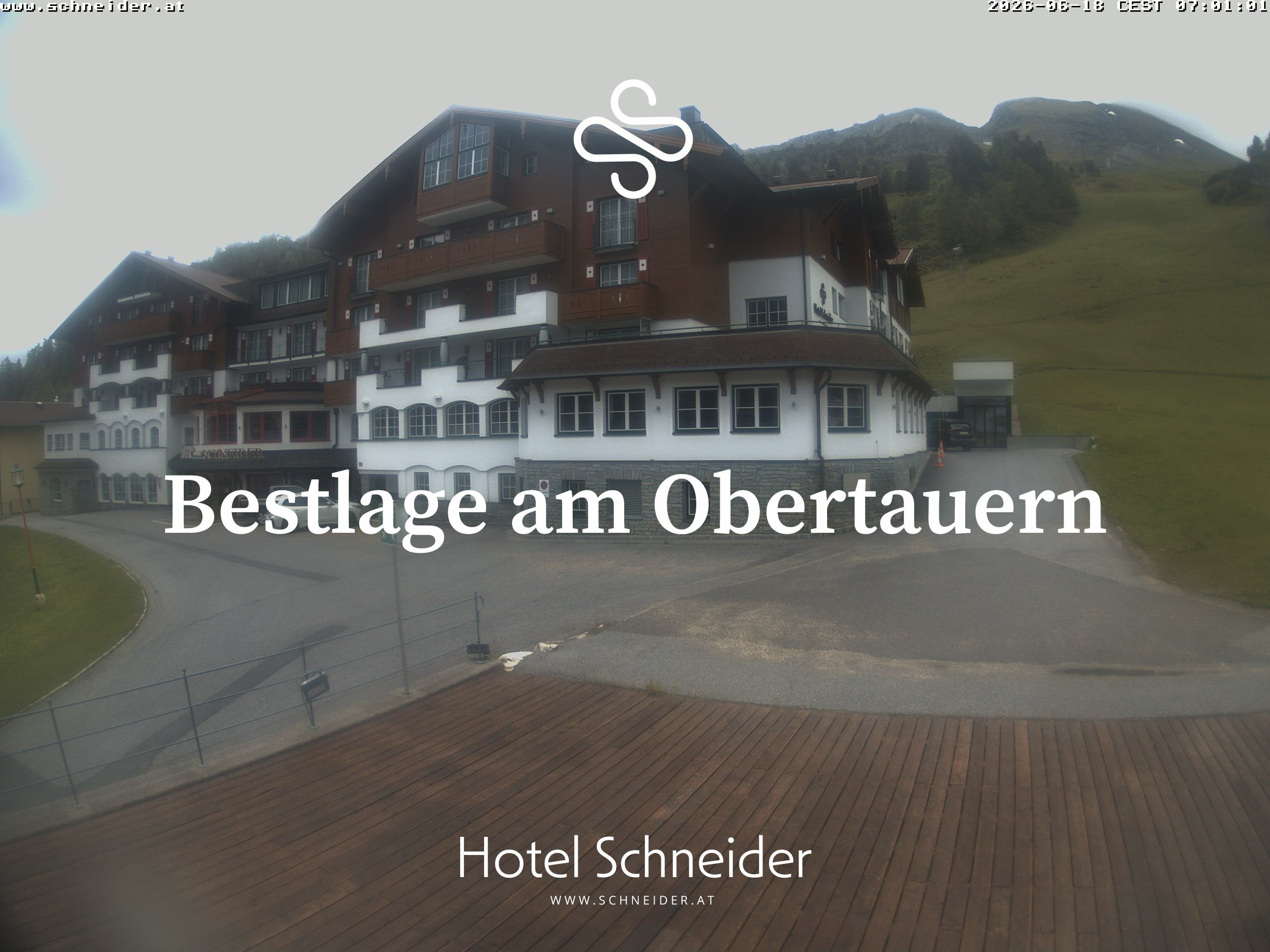 Archiv Foto Webcam Obertauern: Blick aufs Hotel Schneider