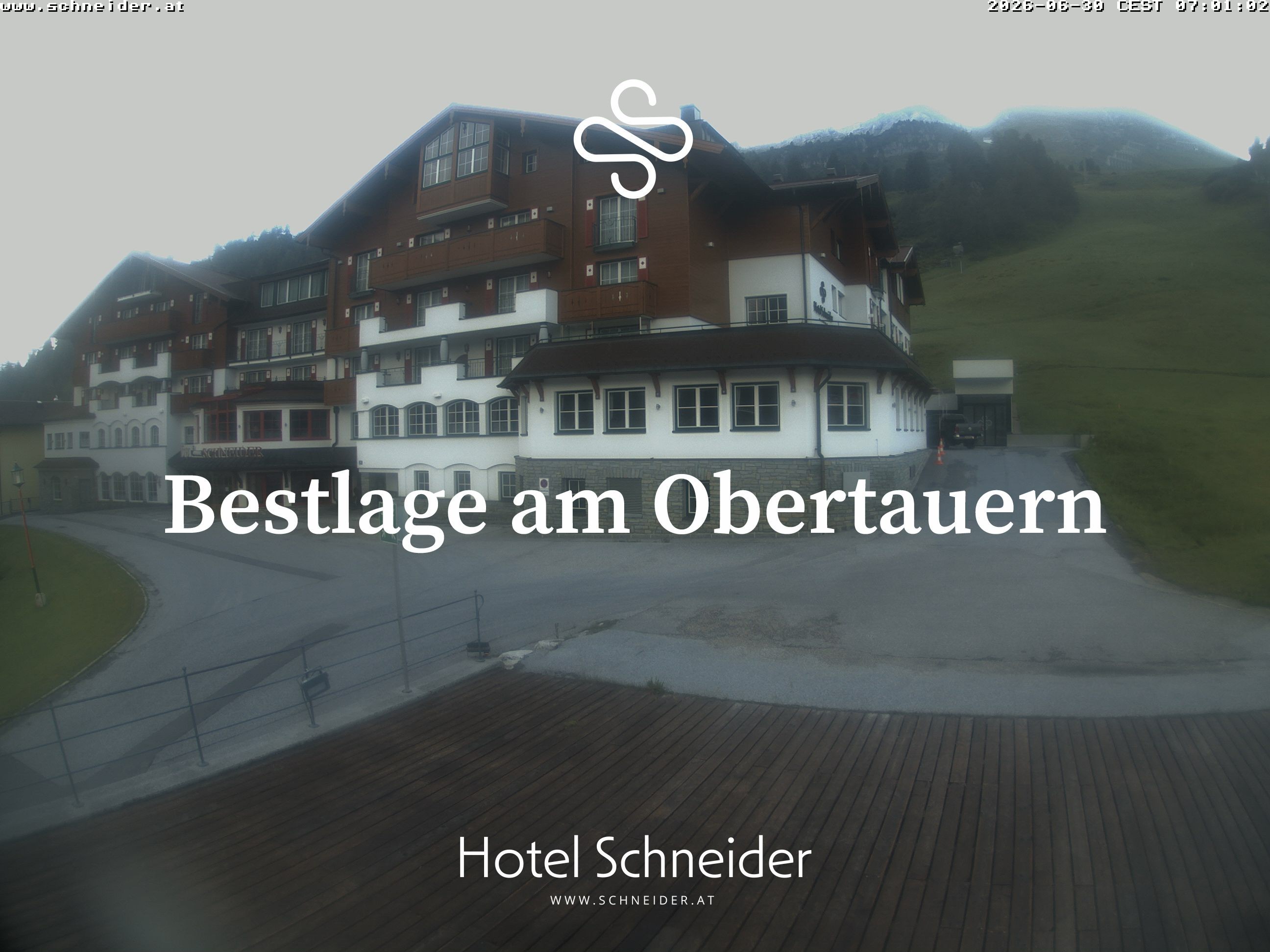 Archiv Foto Webcam Obertauern: Blick aufs Hotel Schneider