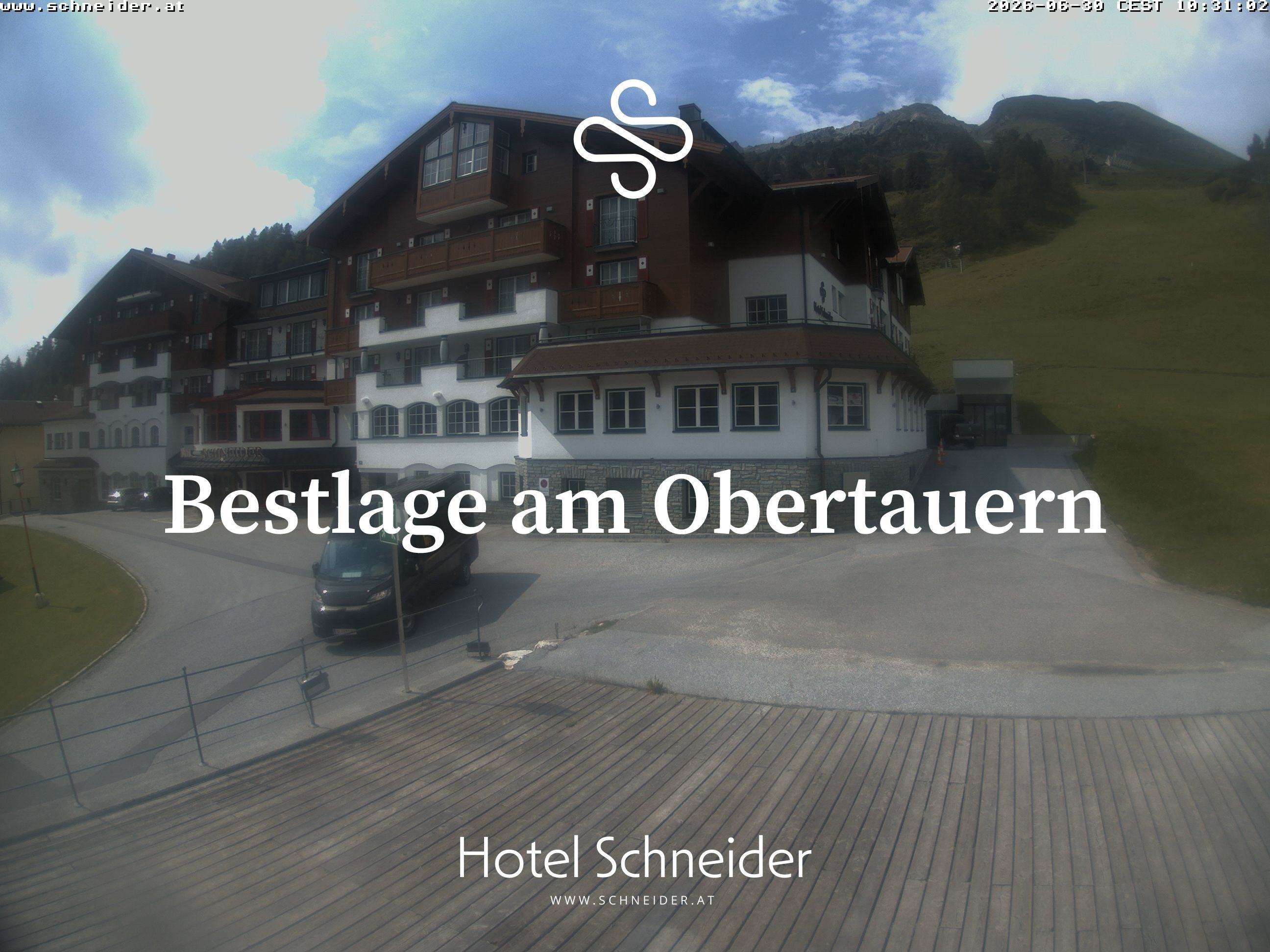 Archiv Foto Webcam Obertauern: Blick aufs Hotel Schneider