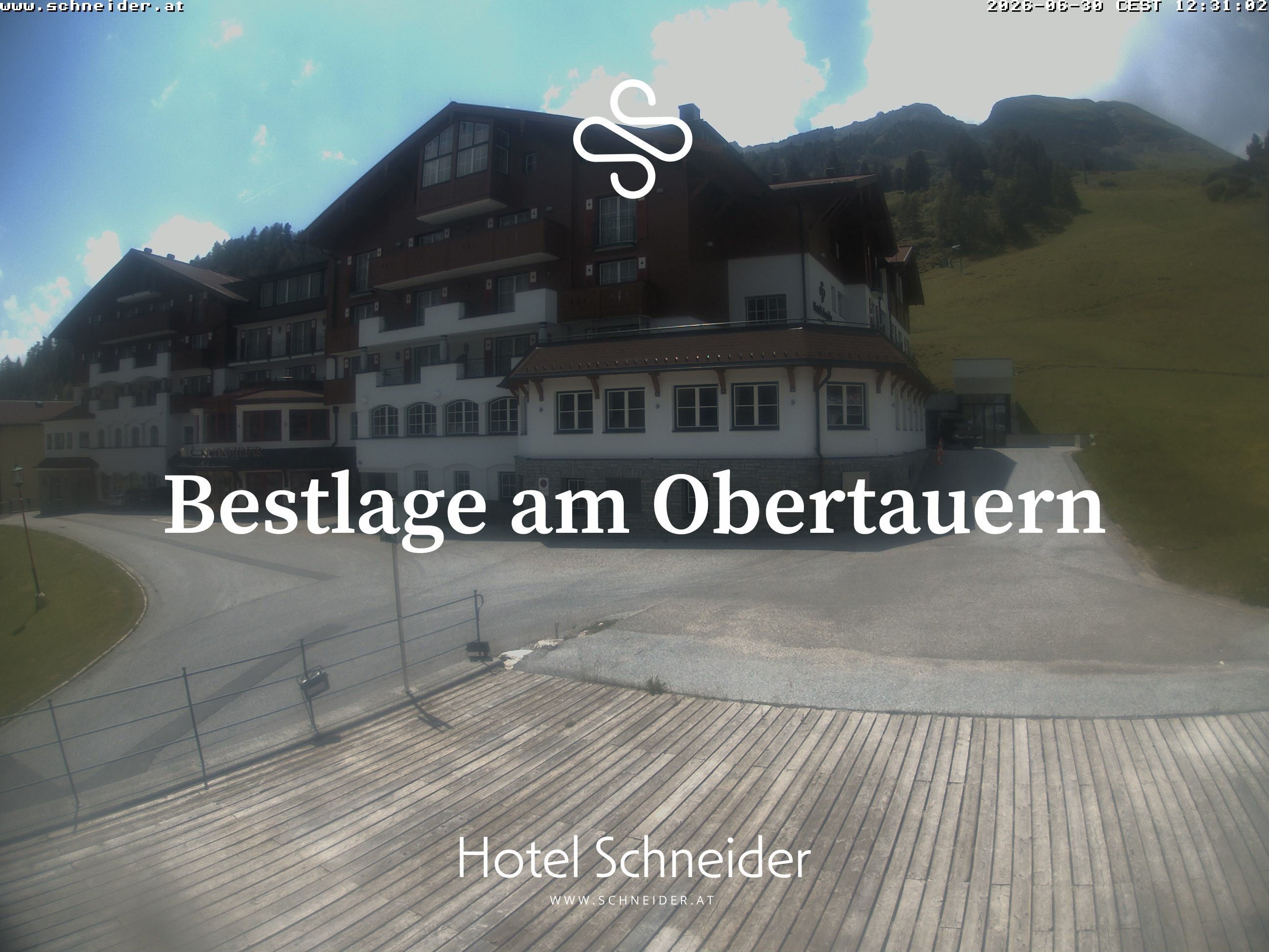 Archiv Foto Webcam Obertauern: Blick aufs Hotel Schneider