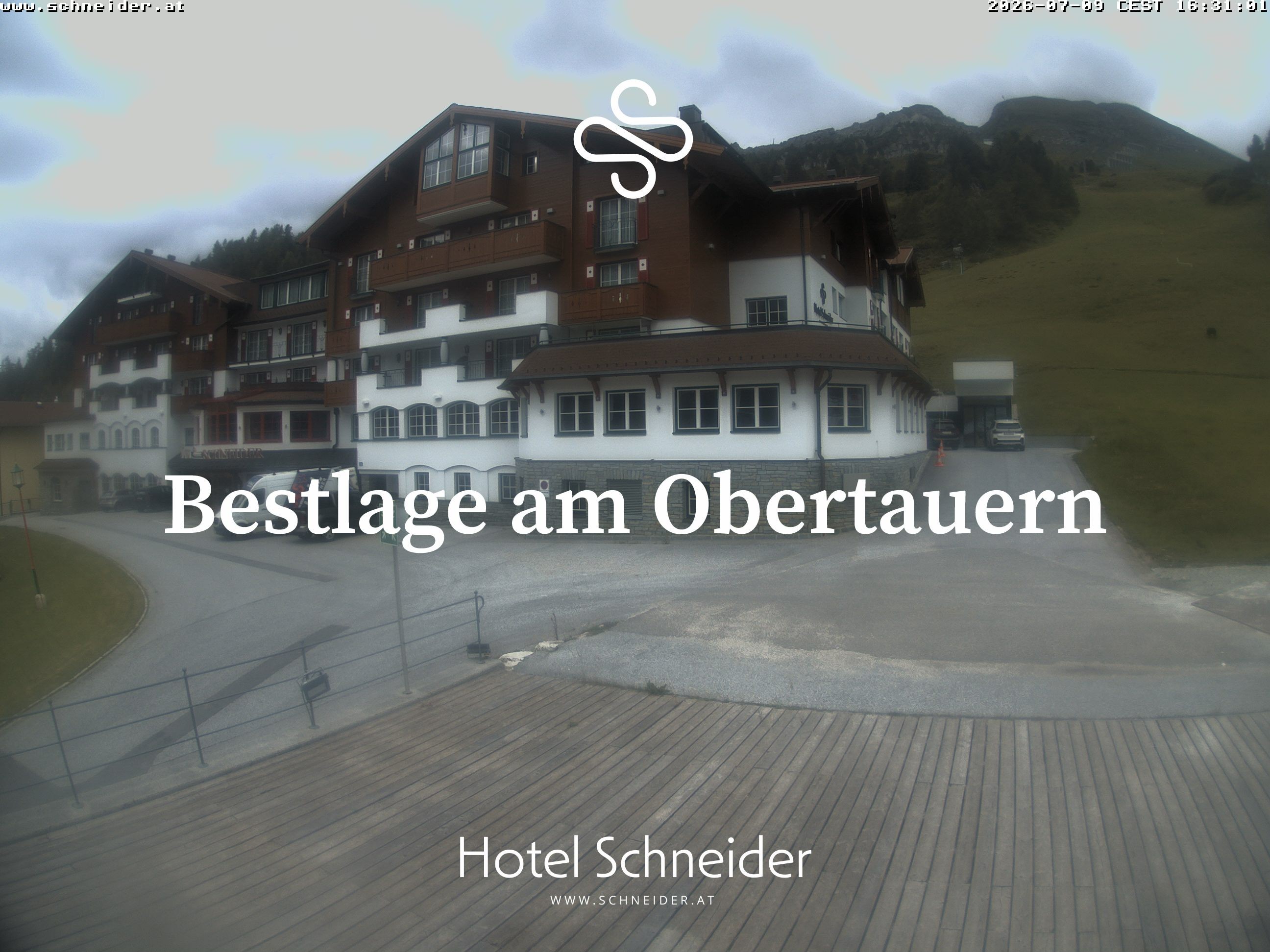 Archiv Foto Webcam Obertauern: Blick aufs Hotel Schneider