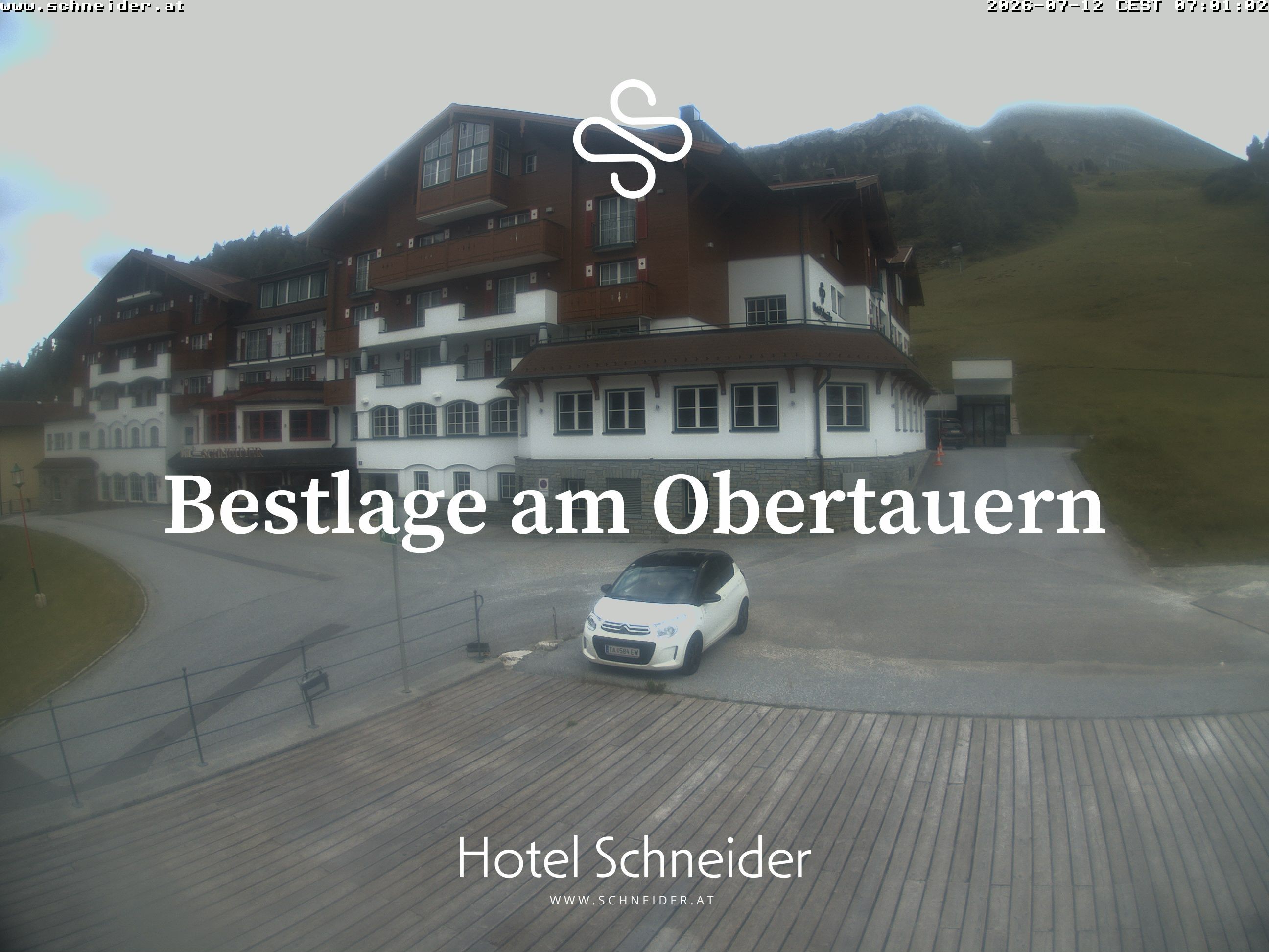 Archiv Foto Webcam Obertauern: Blick aufs Hotel Schneider