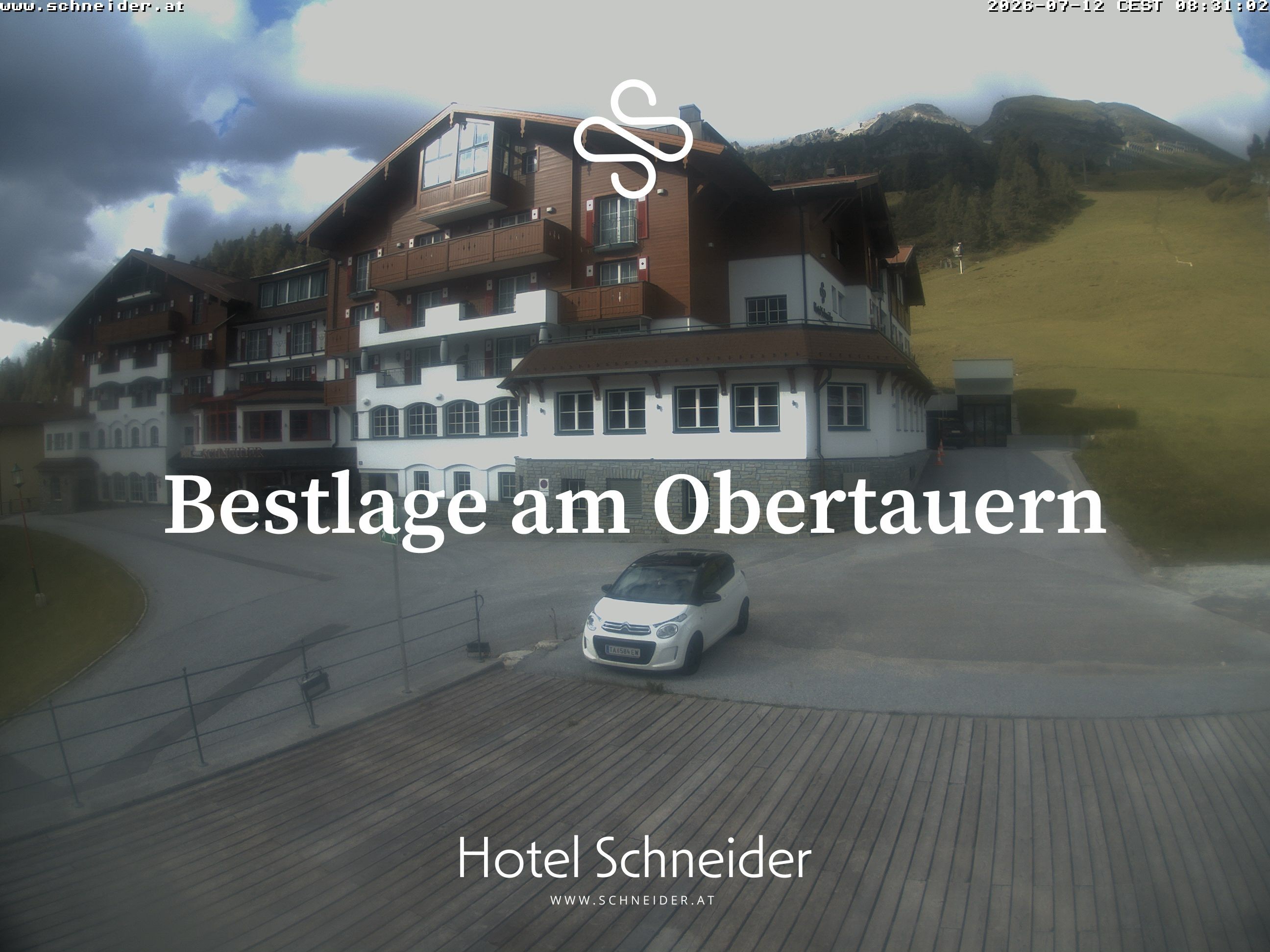 Archiv Foto Webcam Obertauern: Blick aufs Hotel Schneider