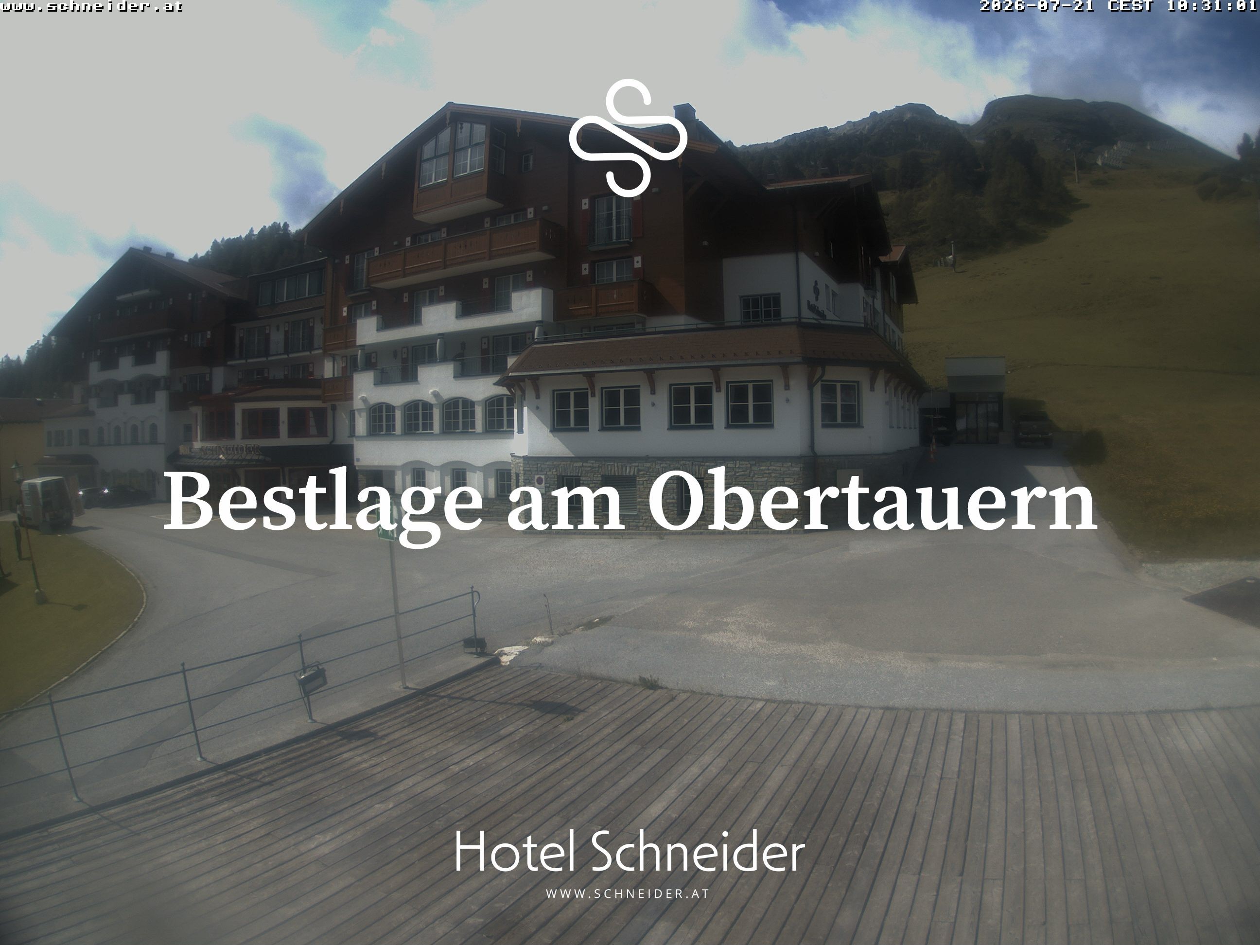 Archiv Foto Webcam Obertauern: Blick aufs Hotel Schneider