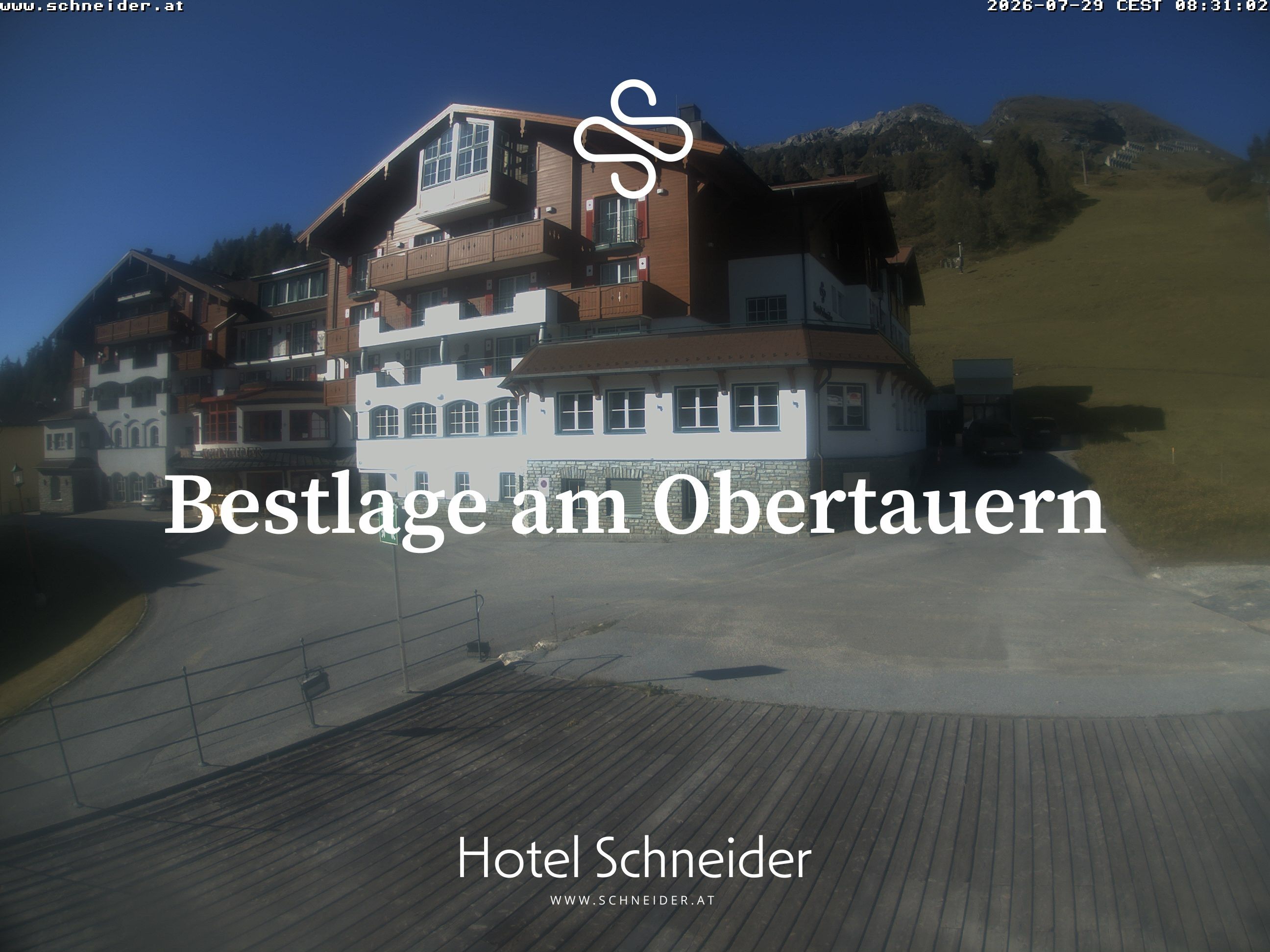 Archiv Foto Webcam Obertauern: Blick aufs Hotel Schneider