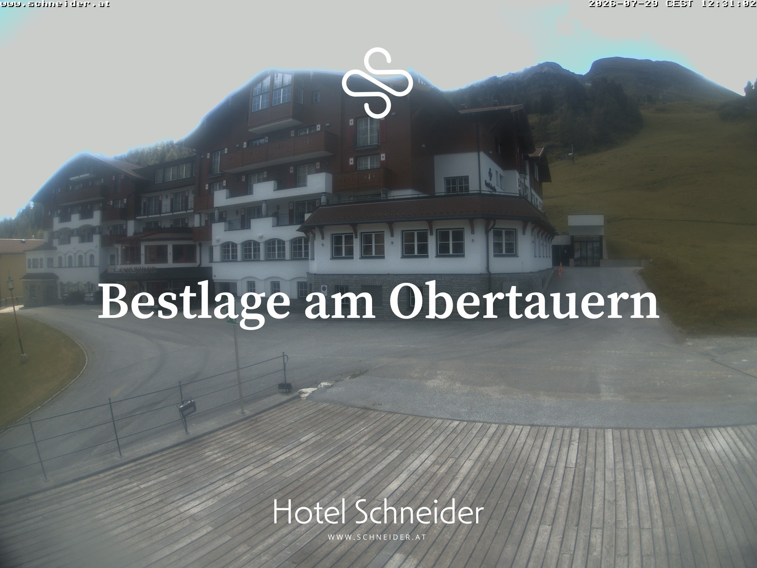 Archiv Foto Webcam Obertauern: Blick aufs Hotel Schneider