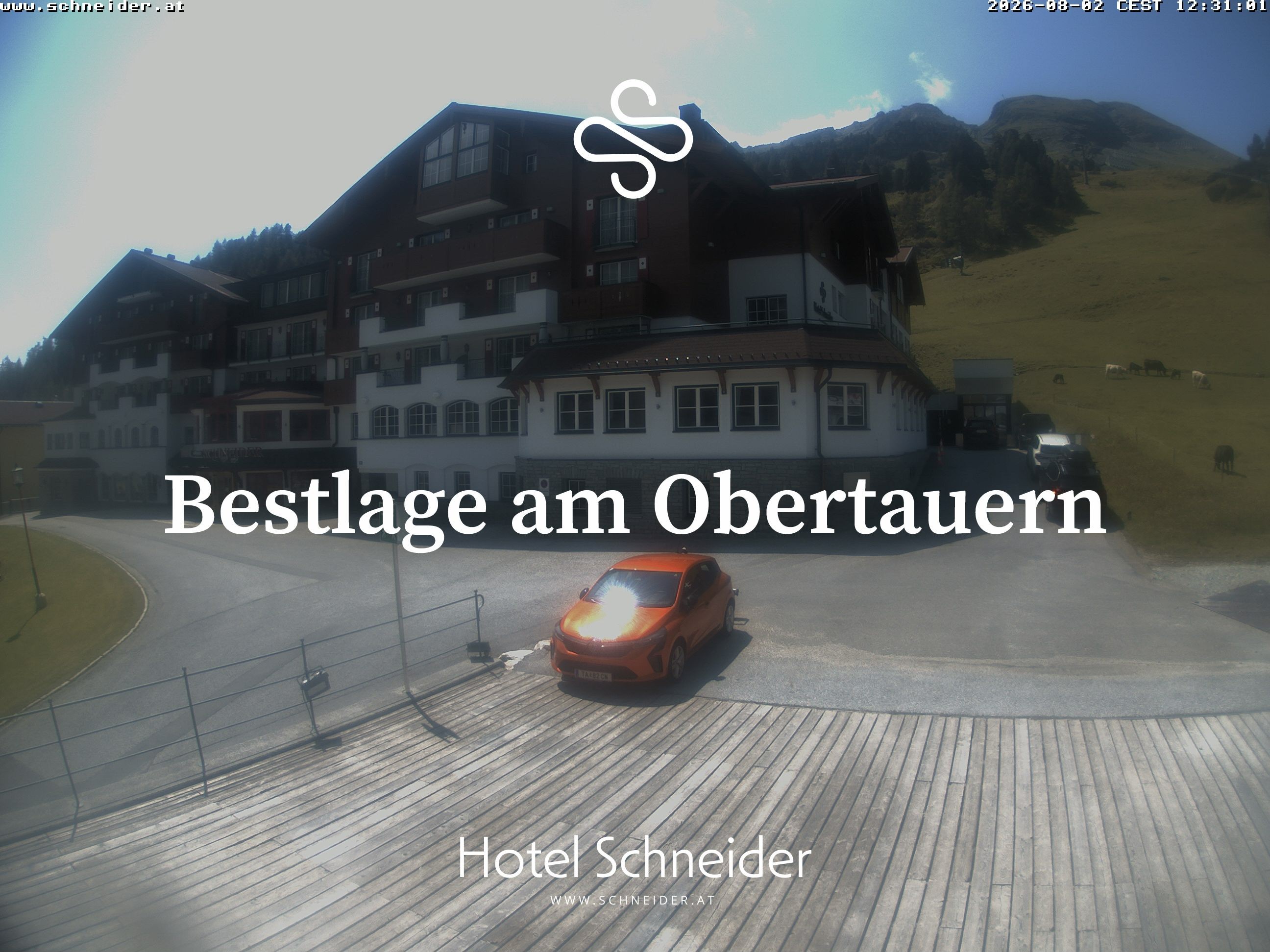 Archiv Foto Webcam Obertauern: Blick aufs Hotel Schneider