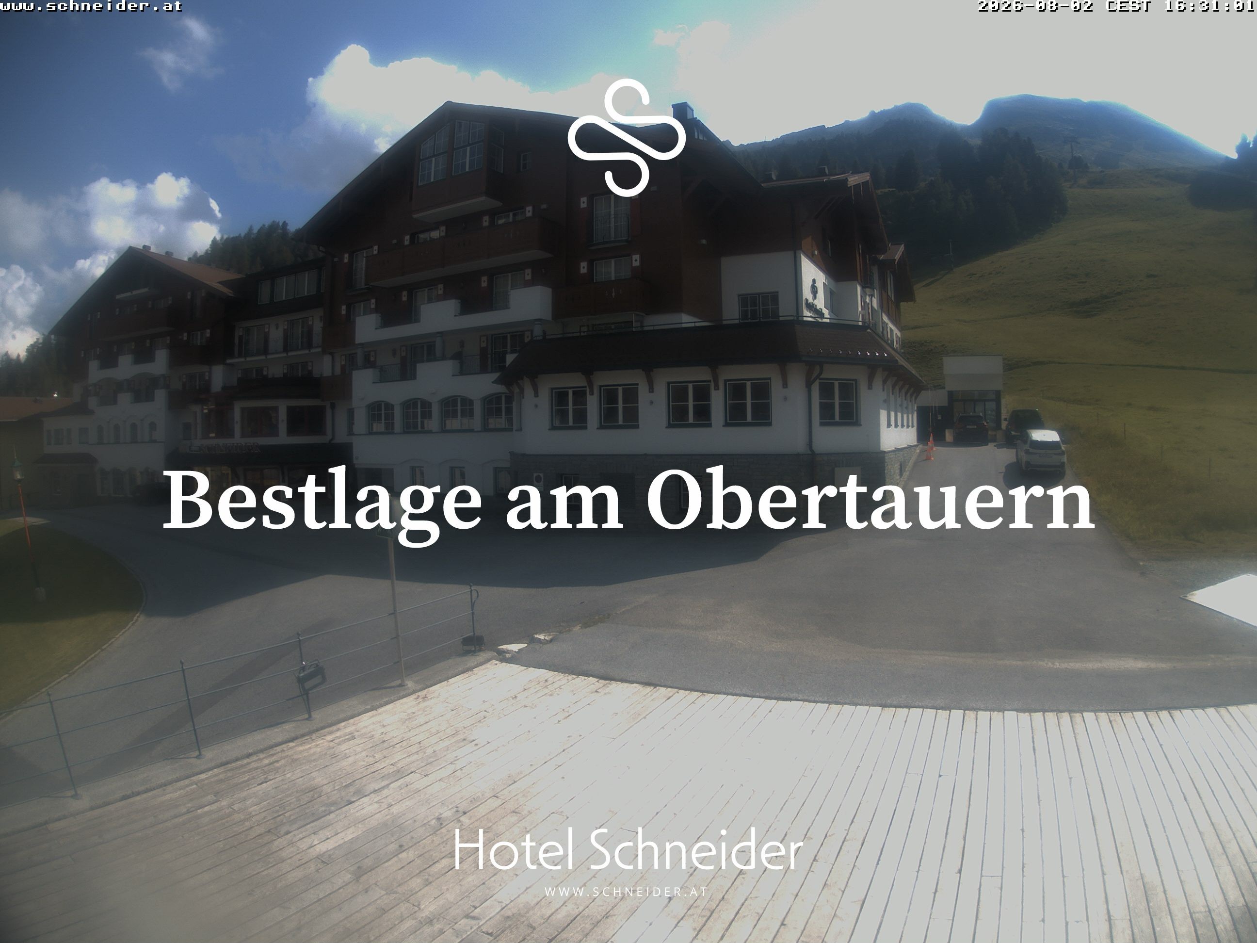 Archiv Foto Webcam Obertauern: Blick aufs Hotel Schneider
