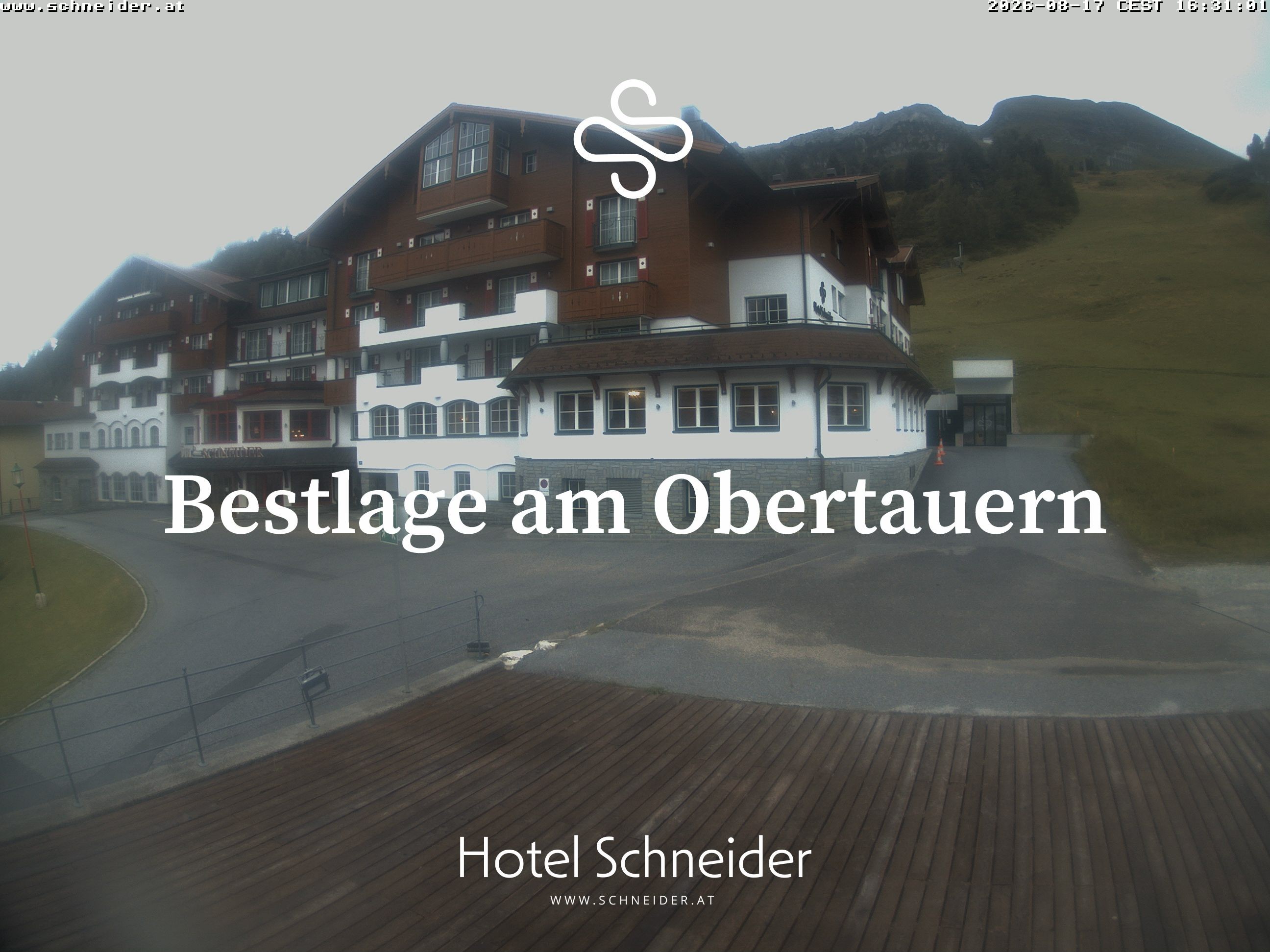 Archiv Foto Webcam Obertauern: Blick aufs Hotel Schneider