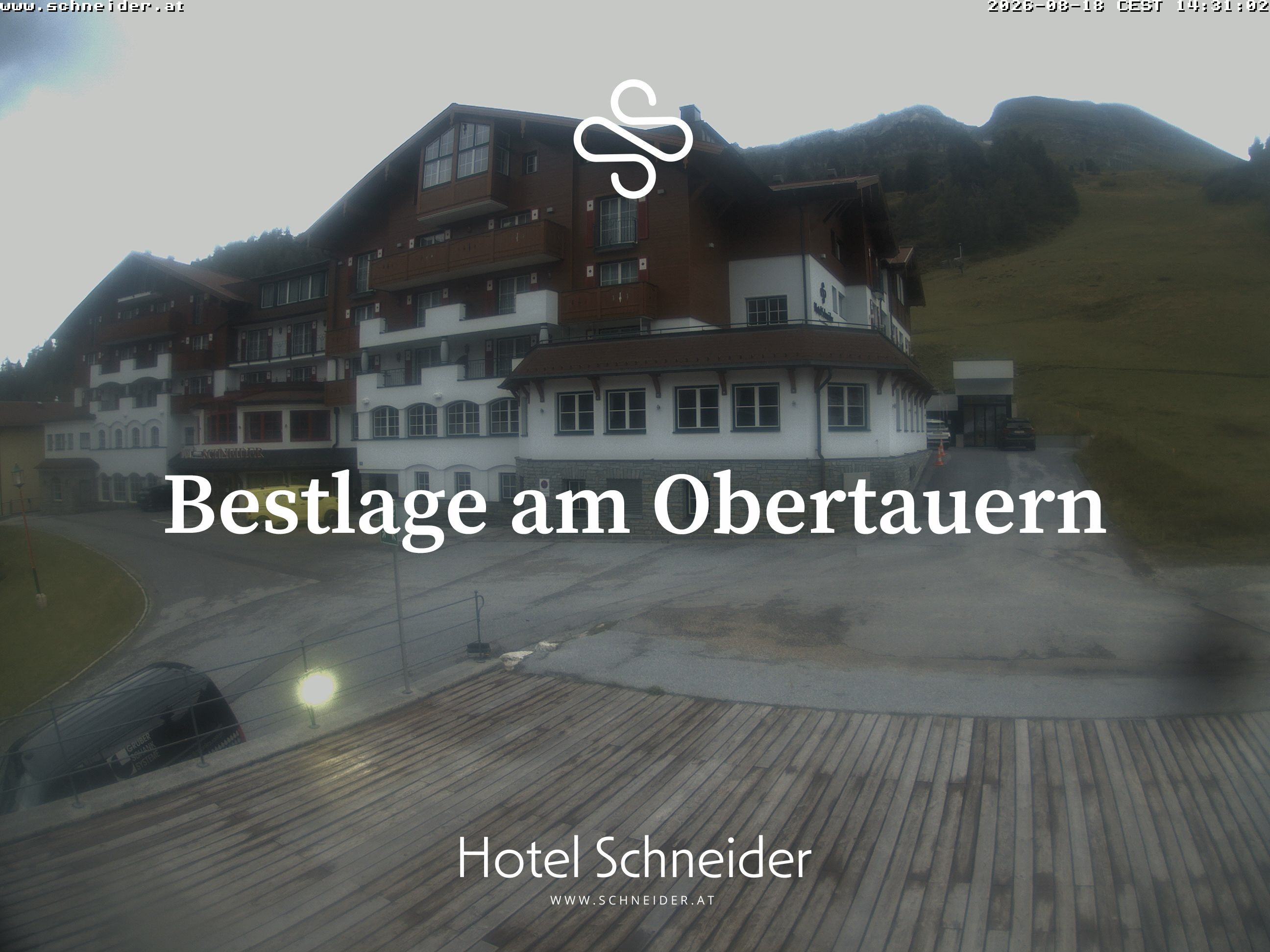 Archiv Foto Webcam Obertauern: Blick aufs Hotel Schneider