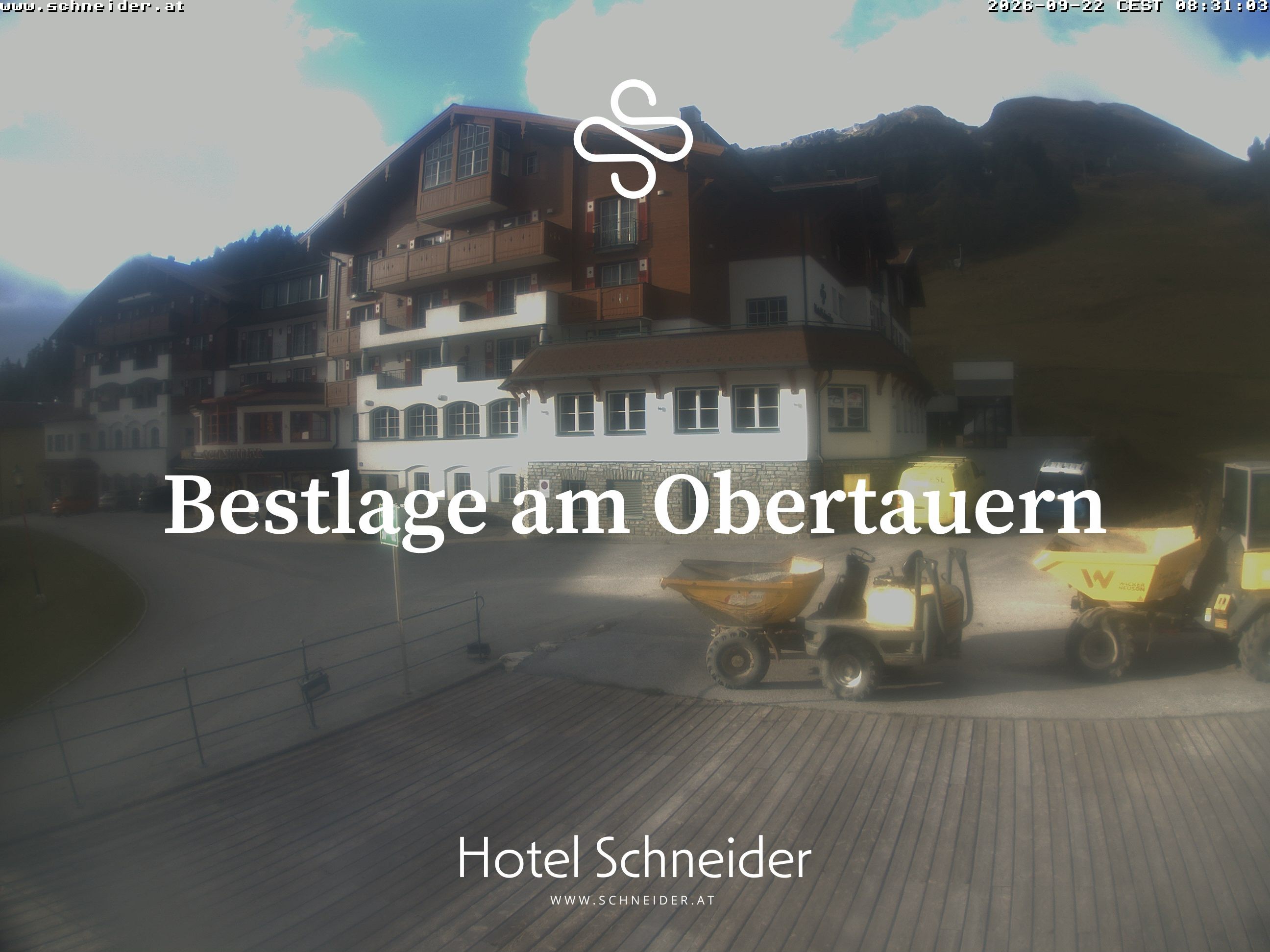 Archiv Foto Webcam Obertauern: Blick aufs Hotel Schneider