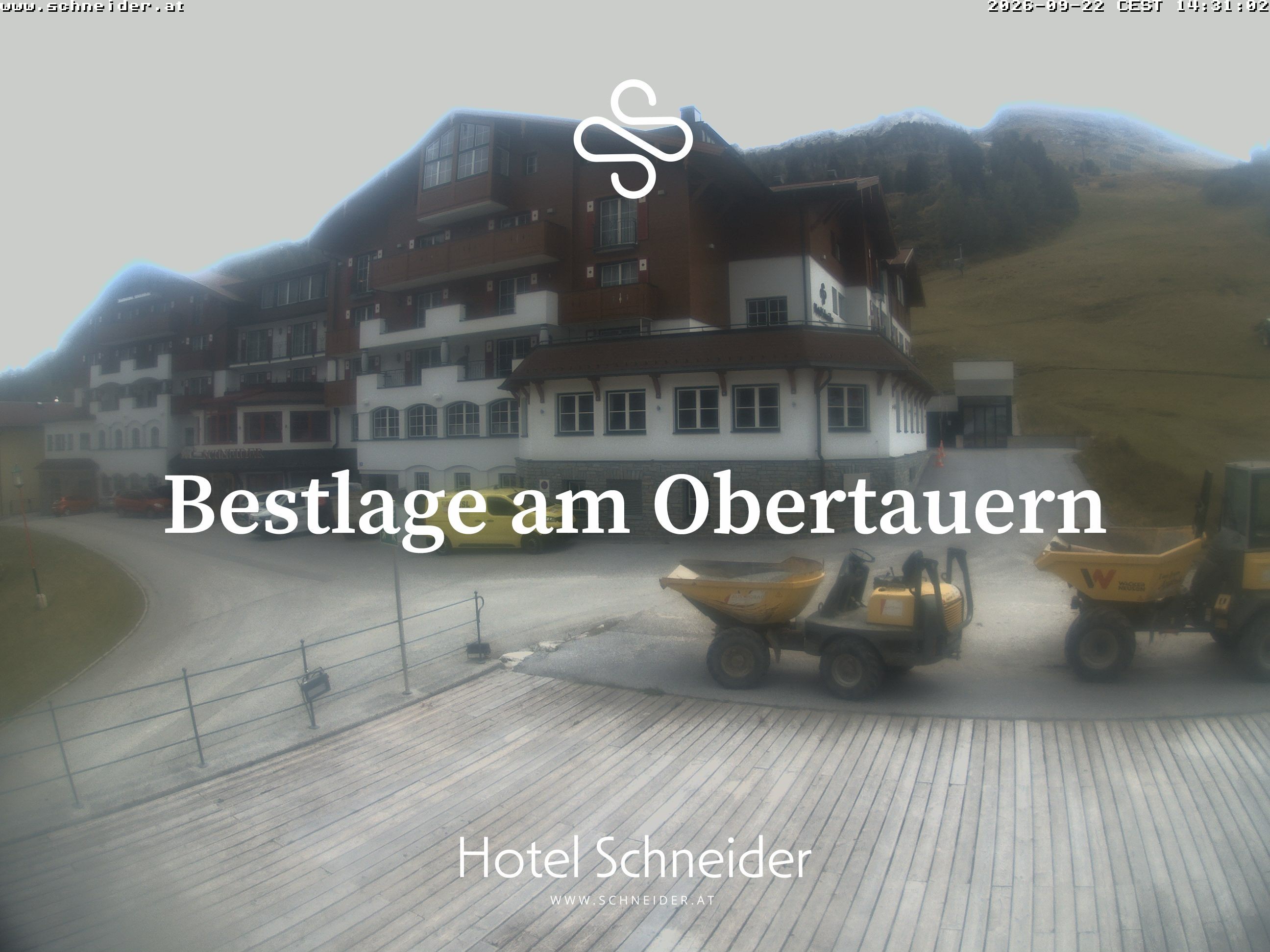 Archiv Foto Webcam Obertauern: Blick aufs Hotel Schneider