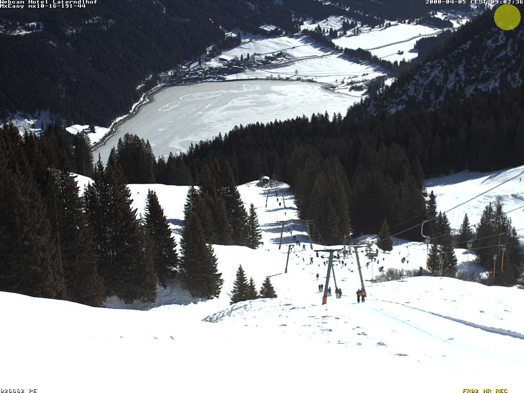 Archived image Webcam View Hotel Laterndlhof from Neunerköpfle