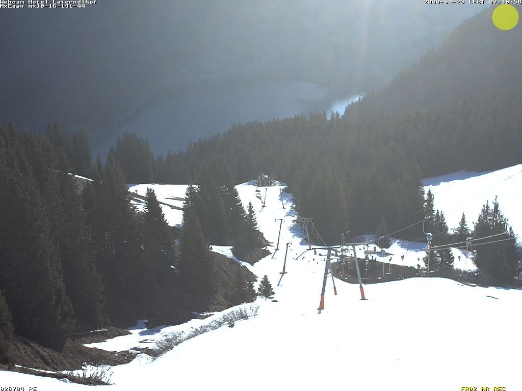 Archived image Webcam View Hotel Laterndlhof from Neunerköpfle