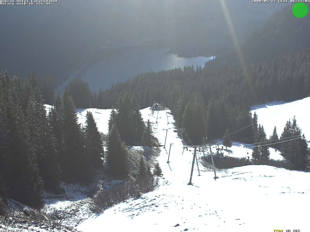 Archived image Webcam View Hotel Laterndlhof from Neunerköpfle