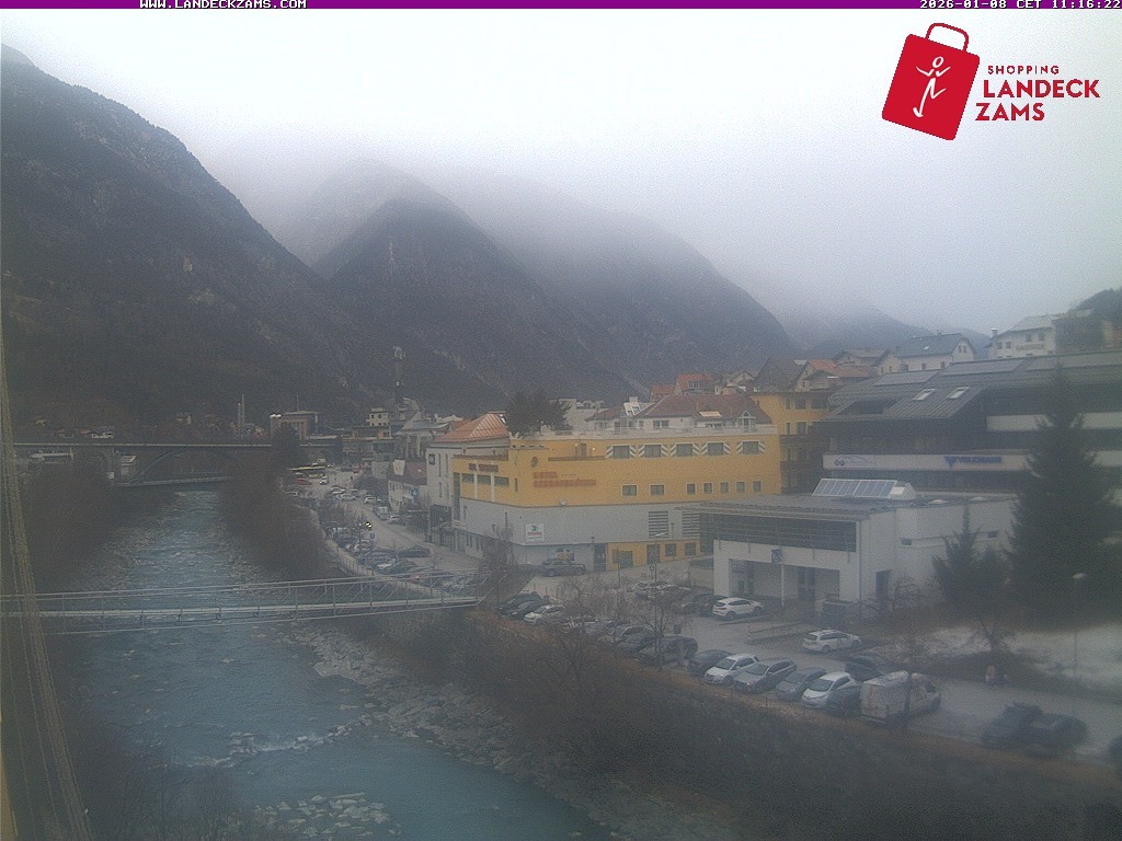 Archived image Webcam City of Landeck - River Inn