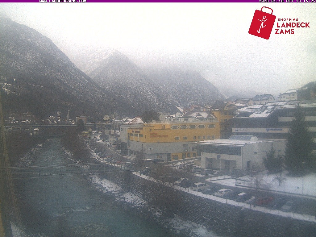 Archived image Webcam City of Landeck - River Inn