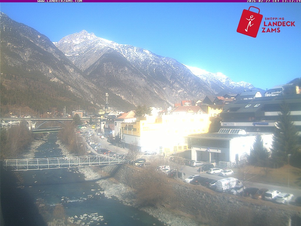 Archived image Webcam City of Landeck - River Inn