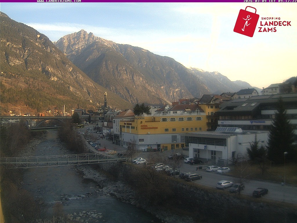 Archiv Foto Webcam Landeck: Blick auf den Inn