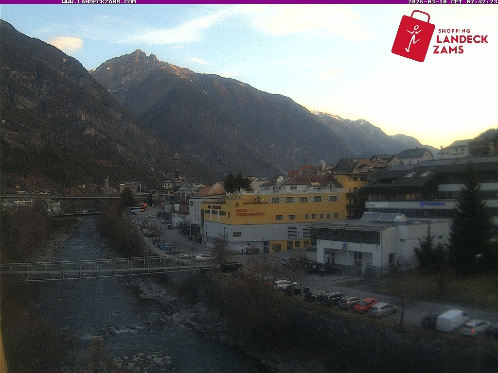 Archiv Foto Webcam Landeck: Blick auf den Inn