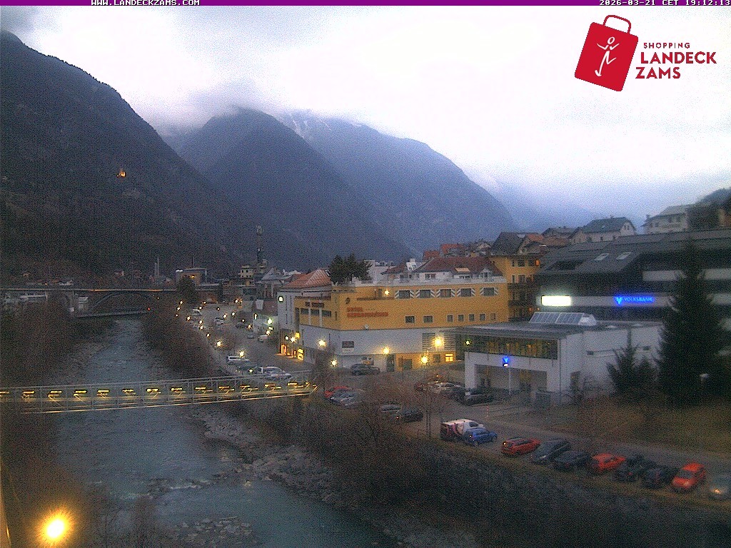 Archiv Foto Webcam Landeck: Blick auf den Inn