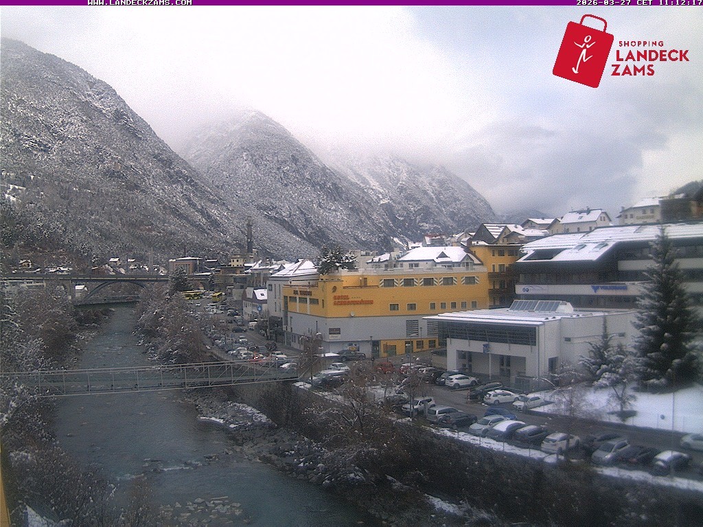 Archived image Webcam City of Landeck - River Inn