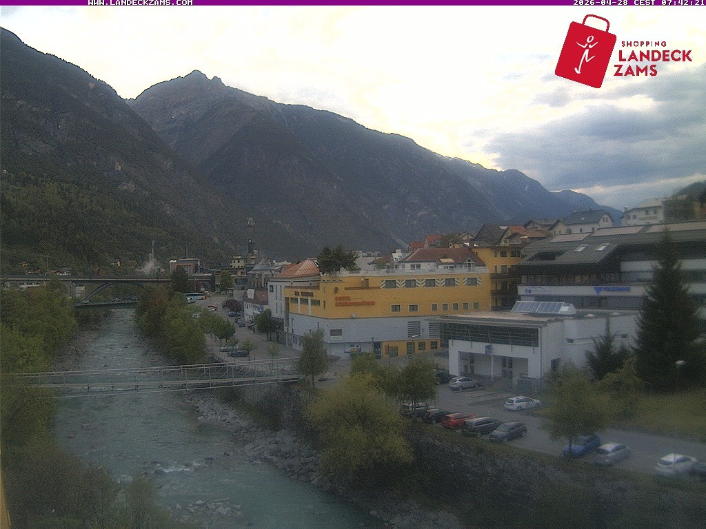 Archiv Foto Webcam Landeck: Blick auf den Inn