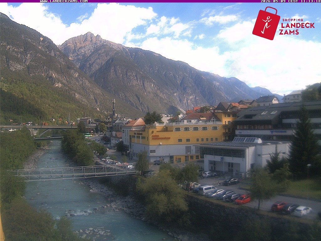 Archived image Webcam City of Landeck - River Inn