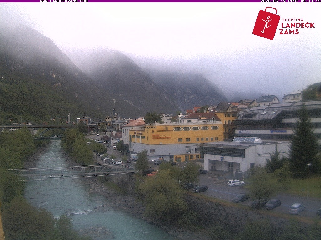 Archived image Webcam City of Landeck - River Inn