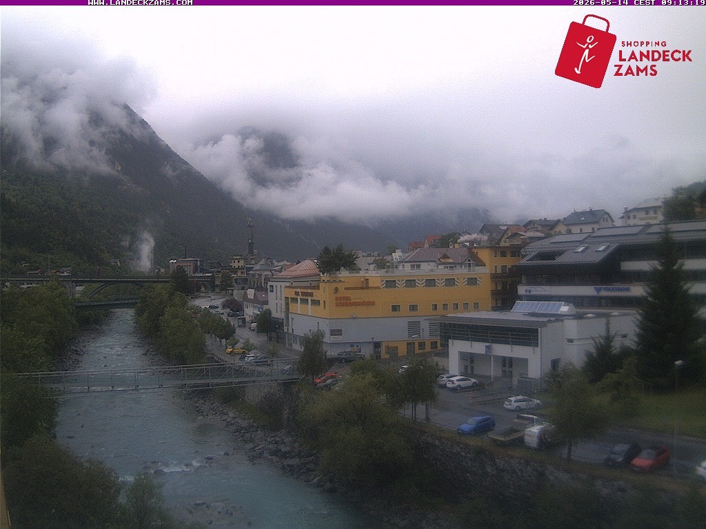 Archived image Webcam City of Landeck - River Inn