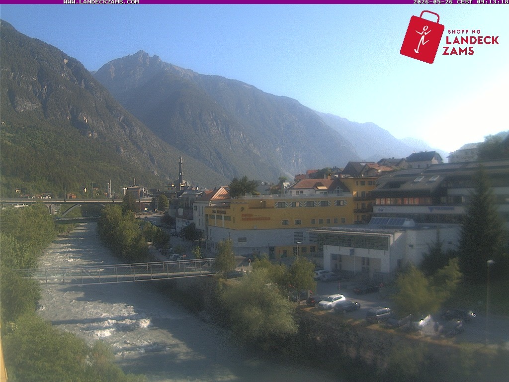 Archived image Webcam City of Landeck - River Inn