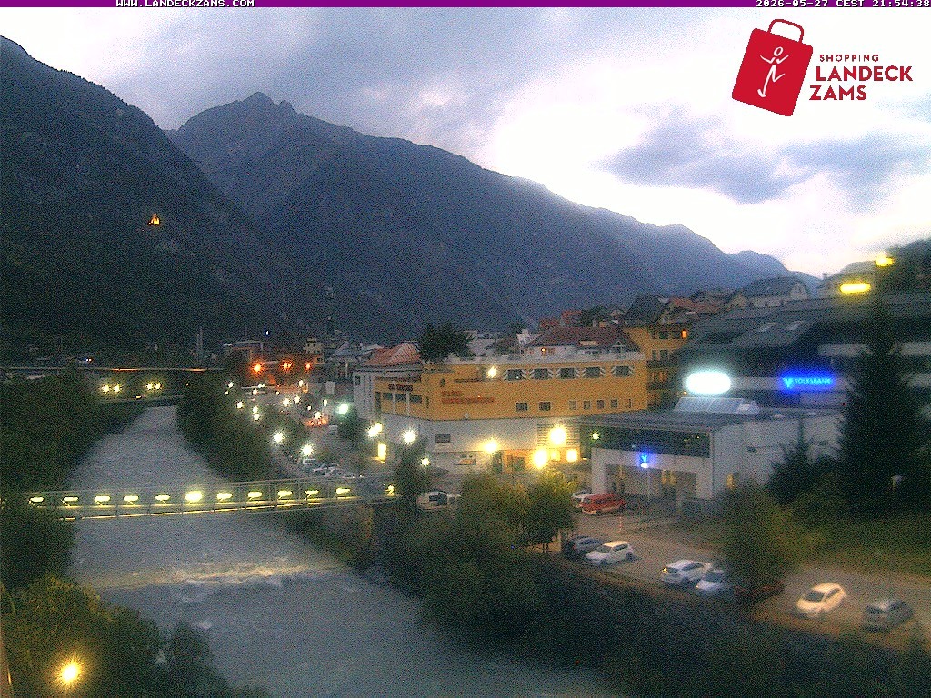 Archived image Webcam City of Landeck - River Inn