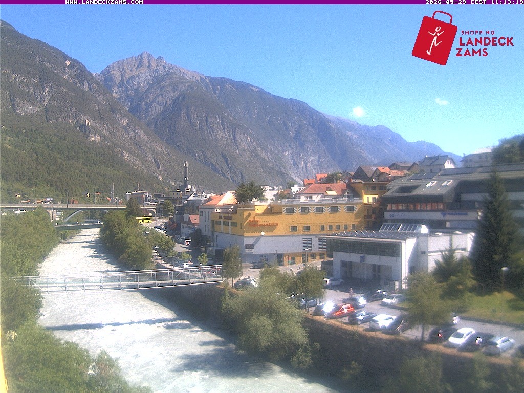 Archived image Webcam City of Landeck - River Inn