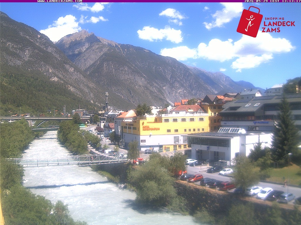 Archived image Webcam City of Landeck - River Inn