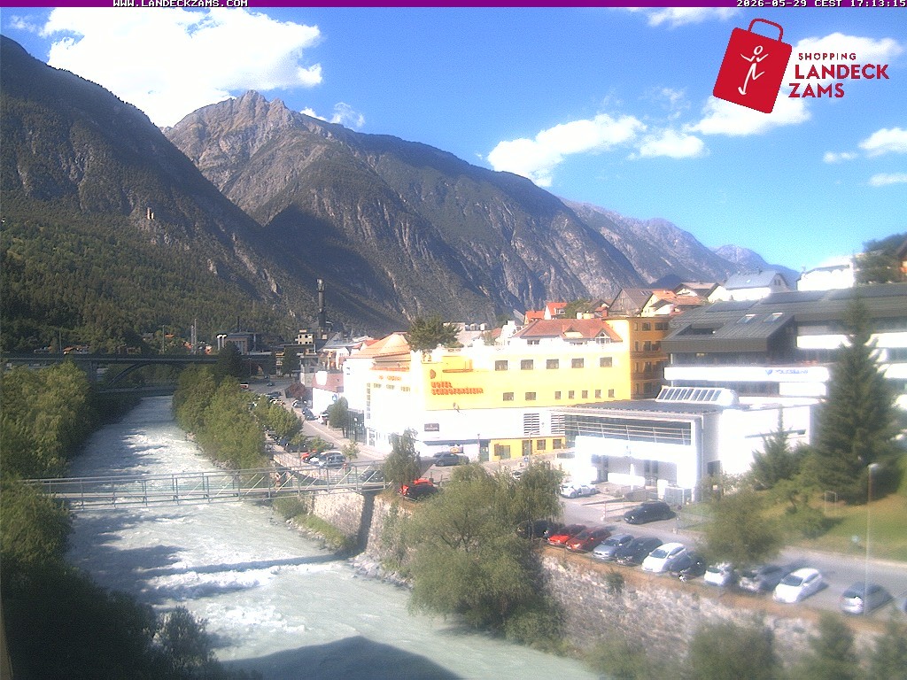 Archived image Webcam City of Landeck - River Inn