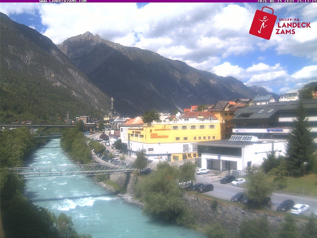 Archived image Webcam City of Landeck - River Inn