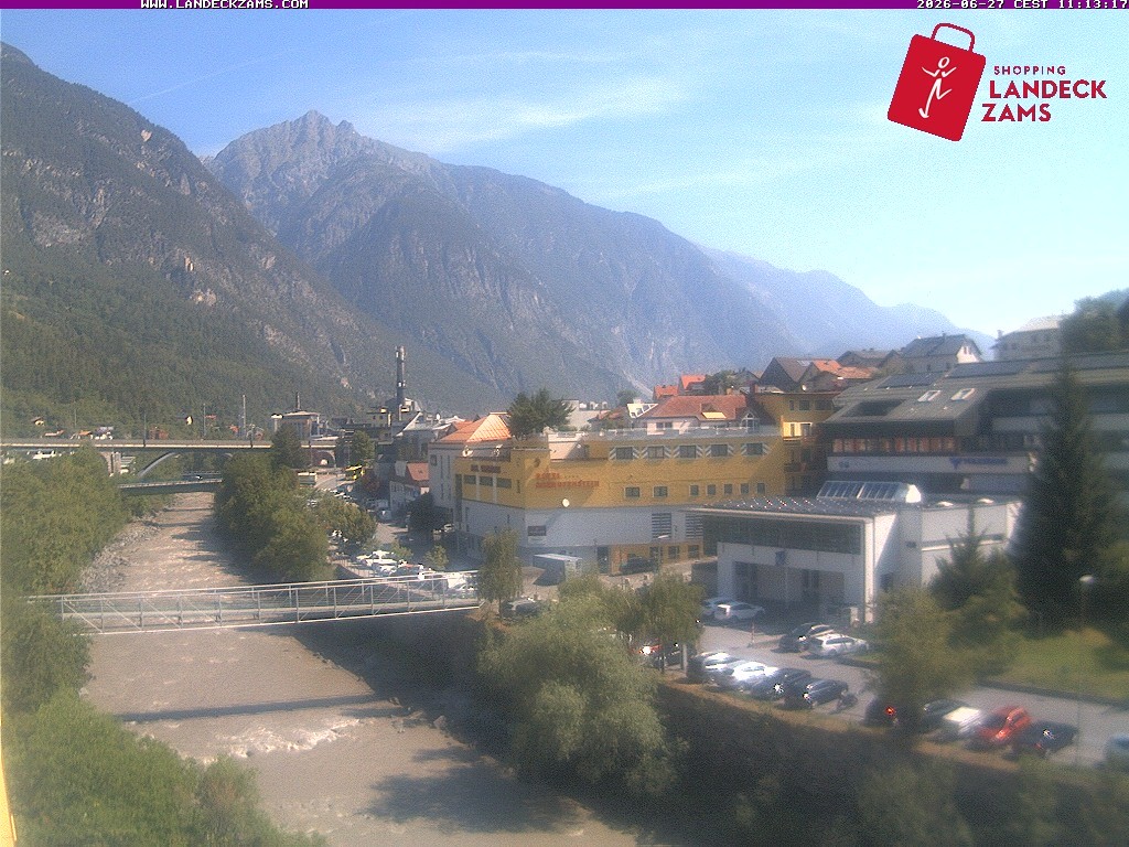 Archived image Webcam City of Landeck - River Inn