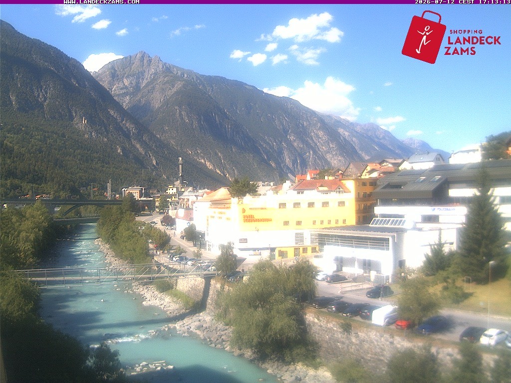 Archived image Webcam City of Landeck - River Inn