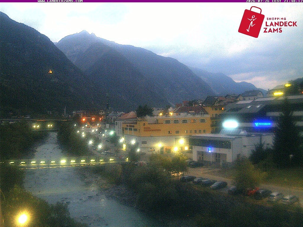 Archived image Webcam City of Landeck - River Inn