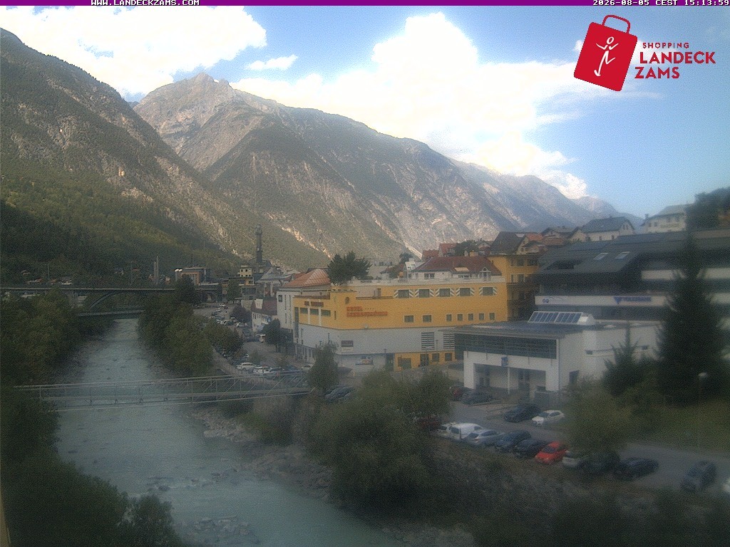 Archived image Webcam City of Landeck - River Inn