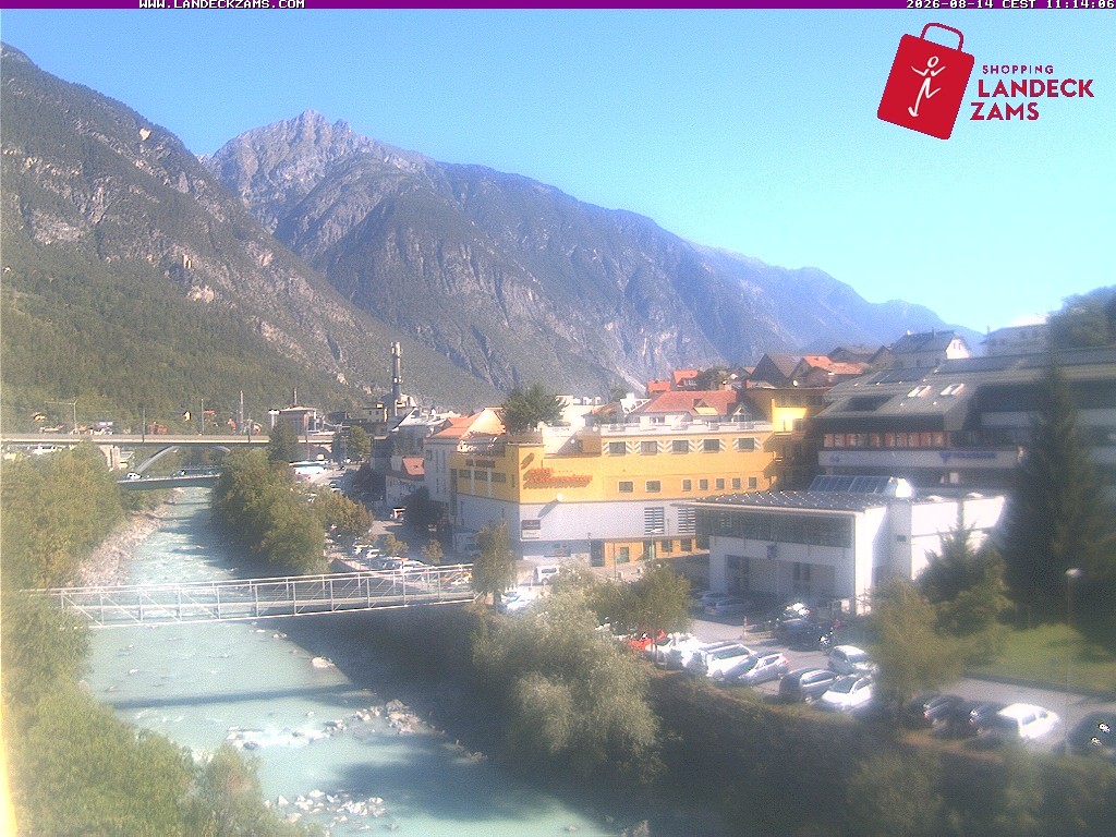 Archived image Webcam City of Landeck - River Inn