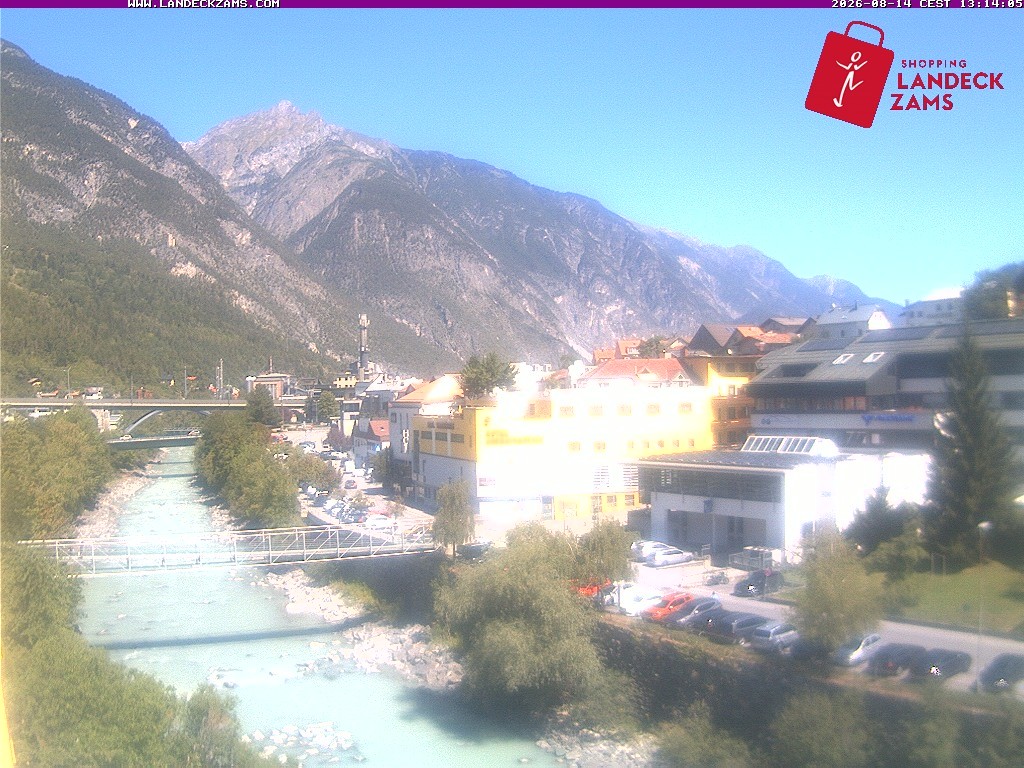 Archived image Webcam City of Landeck - River Inn