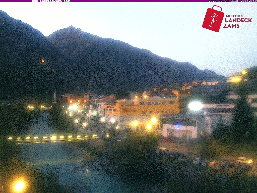 Archived image Webcam City of Landeck - River Inn